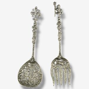 UGO BELLINI Vintage Ornate Serving Set Large Spoon Fork Cherubs  Lion